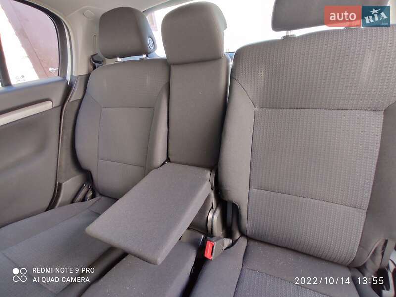 Хэтчбек Opel Signum 2006 в Казатине