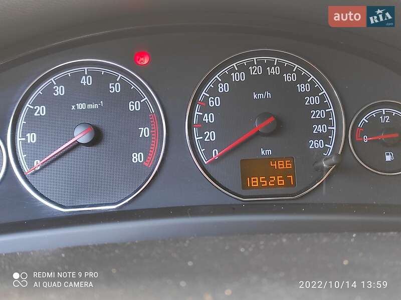 Хэтчбек Opel Signum 2006 в Казатине