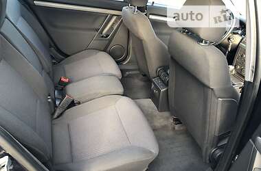 Хэтчбек Opel Signum 2006 в 