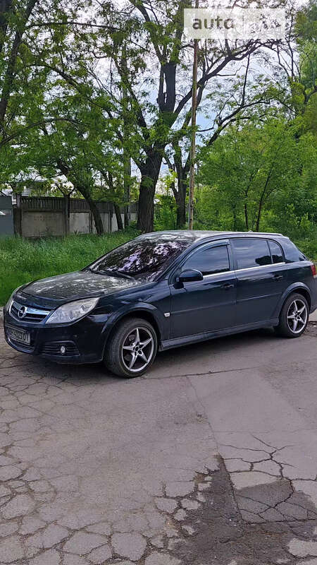 Хэтчбек Opel Signum 2007 в Одессе