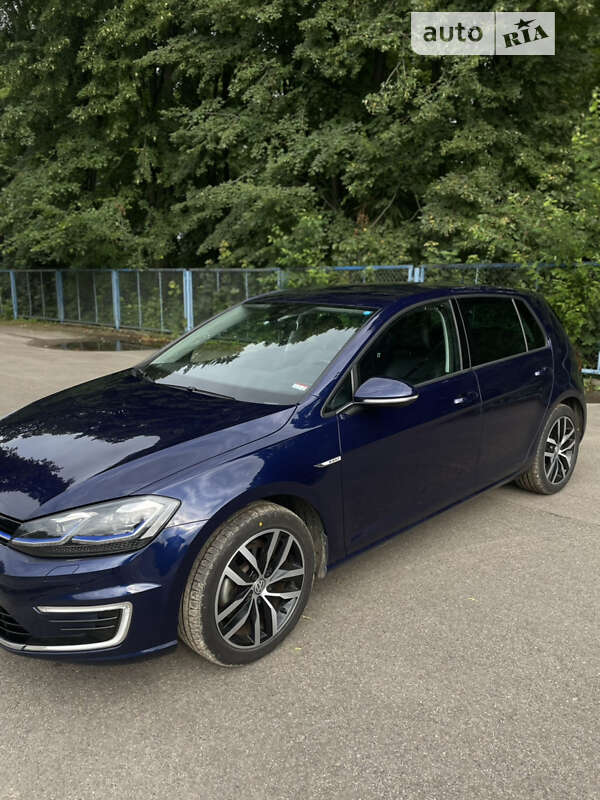 Хетчбек Opel Signum 2006 в Львові