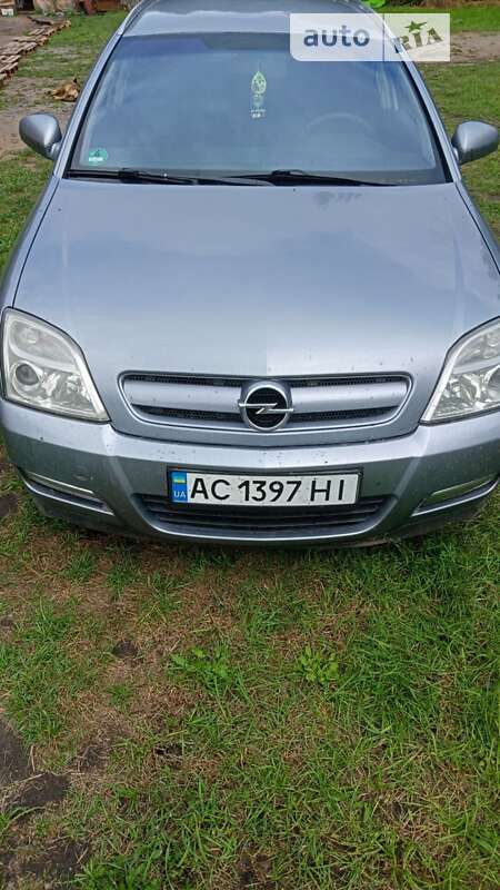 Opel Signum 2003