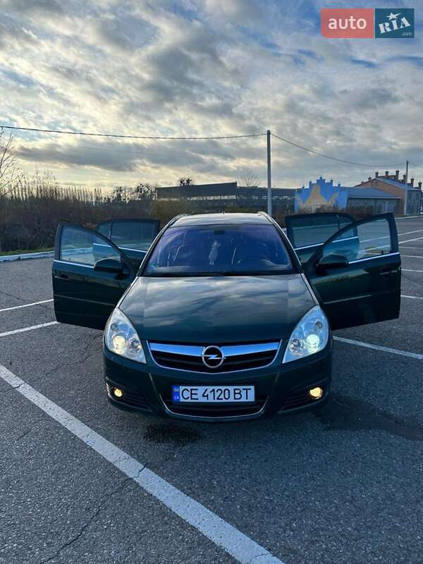 Хэтчбек Opel Signum 2005 в Черновцах