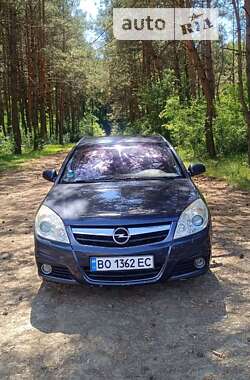 Хетчбек Opel Signum 2006 в Борщеві