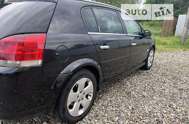 Хетчбек Opel Signum 2006 в Коломиї