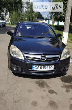 Хетчбек Opel Signum 2006 в Смілі