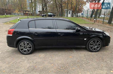 Хэтчбек Opel Signum 2007 в Киеве