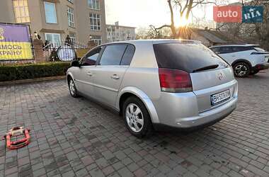 Хэтчбек Opel Signum 2004 в Одессе