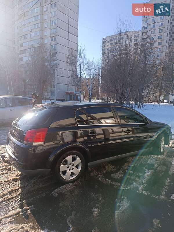 Хэтчбек Opel Signum 2004 в Харькове
