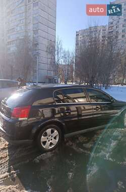 Хэтчбек Opel Signum 2004 в 