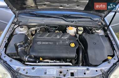 Хэтчбек Opel Signum 2004 в Калуше