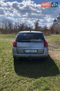 Хэтчбек Opel Signum 2004 в Калуше