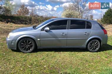 Хэтчбек Opel Signum 2004 в Калуше