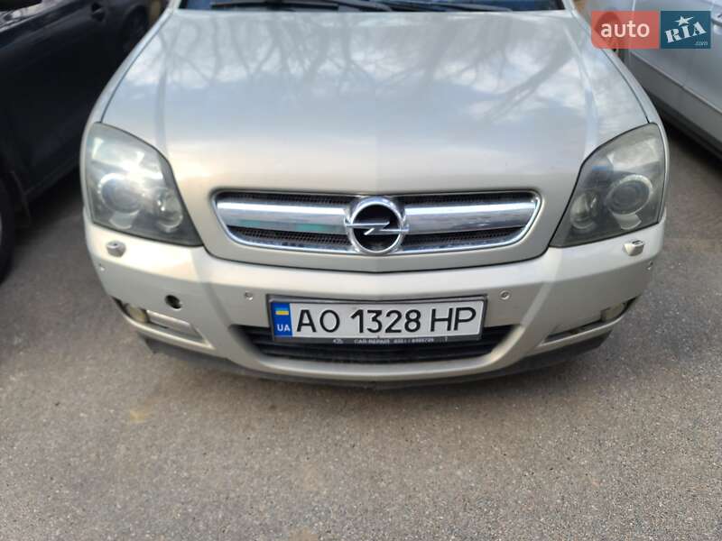 Opel Signum 2005