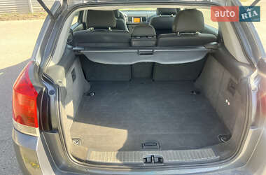Хэтчбек Opel Signum 2004 в 