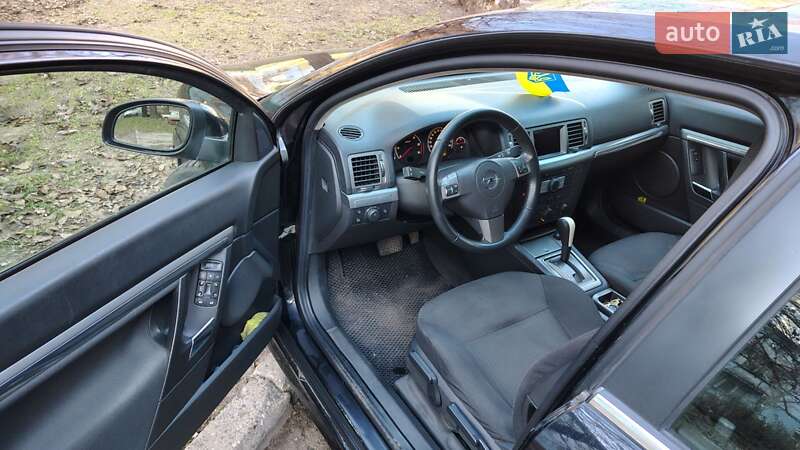 Хэтчбек Opel Signum 2006 в Павлограде