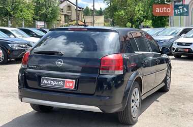 Хэтчбек Opel Signum 2006 в 