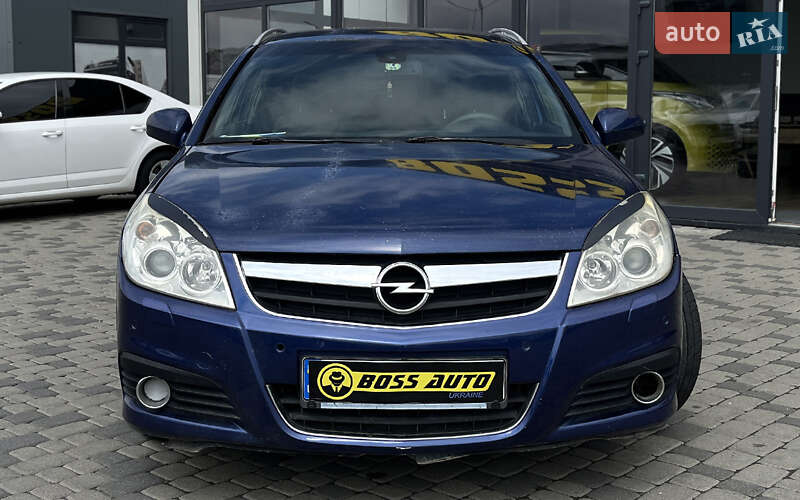 Хетчбек Opel Signum 2007 в Мукачевому