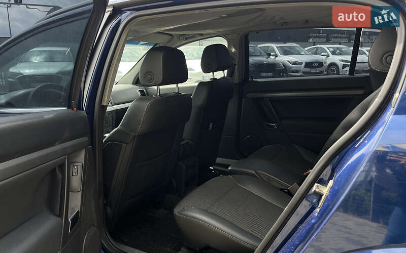 Хетчбек Opel Signum 2007 в Мукачевому