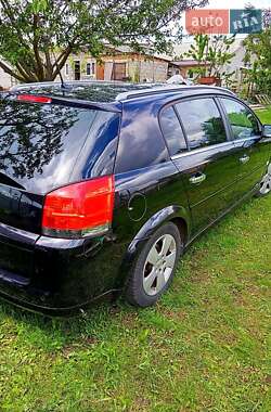 Хэтчбек Opel Signum 2008 в 