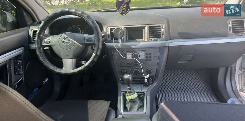 Хэтчбек Opel Signum 2008 в Харькове