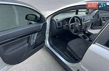 Хэтчбек Opel Signum 2003 в 