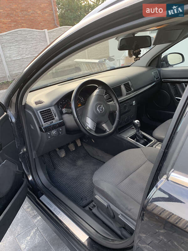 Хэтчбек Opel Signum 2004 в Виннице фото 16 Хэтчбек Opel Signum 2004 в Виннице