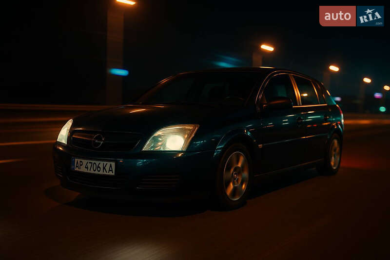 Opel Signum 2003