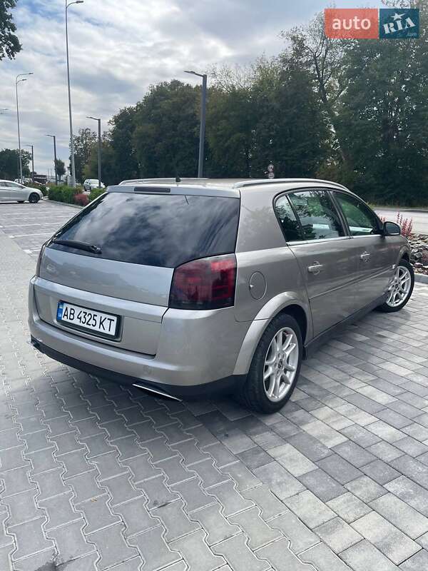 Хетчбек Opel Signum 2003 в Вінниці