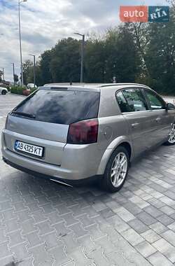 Хэтчбек Opel Signum 2003 в 