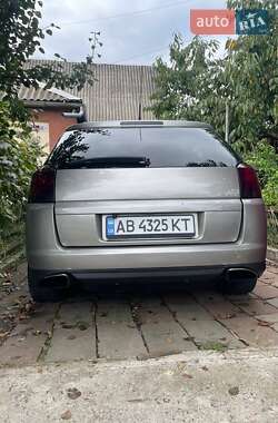 Хэтчбек Opel Signum 2003 в 