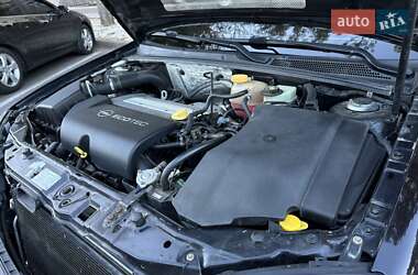 Хэтчбек Opel Signum 2003 в 