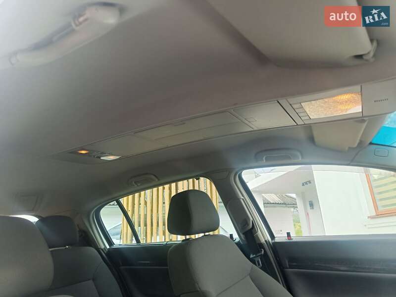 Хетчбек Opel Signum 2004 в Косові