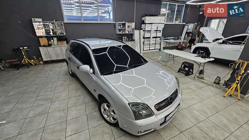 Хэтчбек Opel Signum 2003 в Николаеве фото 8 Хэтчбек Opel Signum 2003 в Николаеве