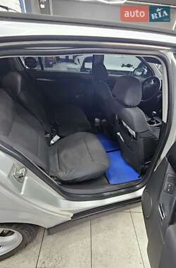 Хэтчбек Opel Signum 2003 в 