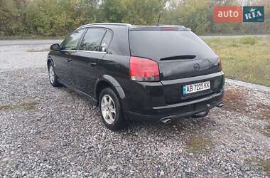 Хэтчбек Opel Signum 2005 в 