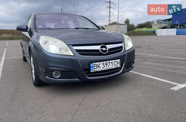 Хэтчбек Opel Signum 2007 в Ровно