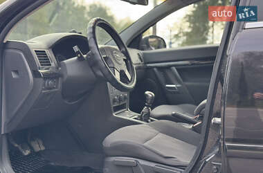 Хетчбек Opel Signum 2003 в  фото 10 Хетчбек Opel Signum 2003 в