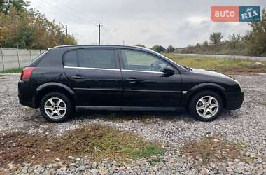 Хэтчбек Opel Signum 2005 в  фото 14 Хэтчбек Opel Signum 2005 в