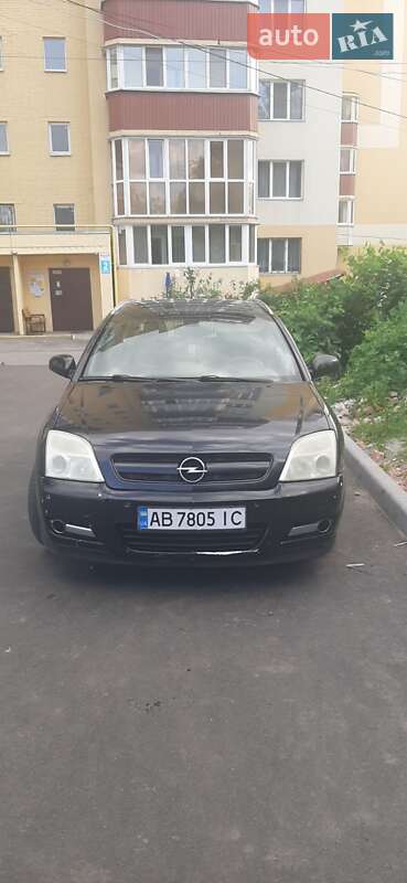 Хэтчбек Opel Signum 2003 в Виннице