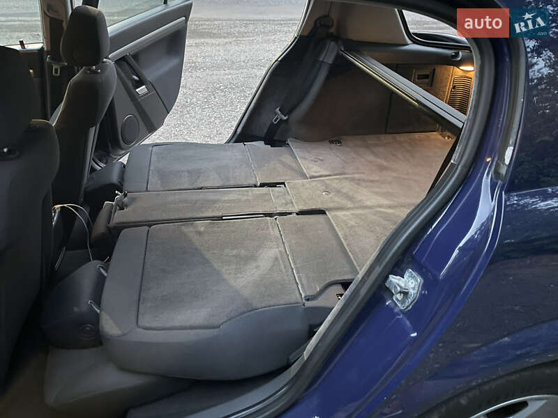 Хэтчбек Opel Signum 2006 в Обухове