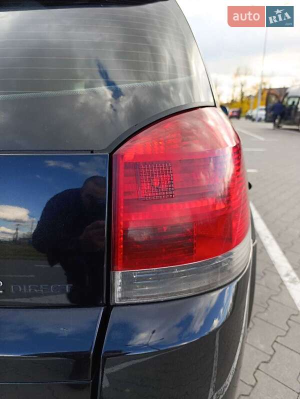 Хэтчбек Opel Signum 2003 в Вышгороде