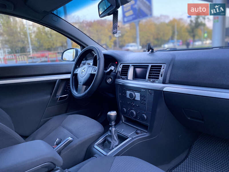 Хетчбек Opel Signum 2007 в Миколаєві