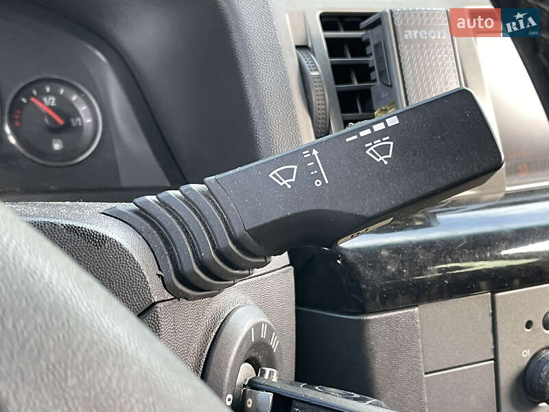 Хэтчбек Opel Signum 2004 в Киеве