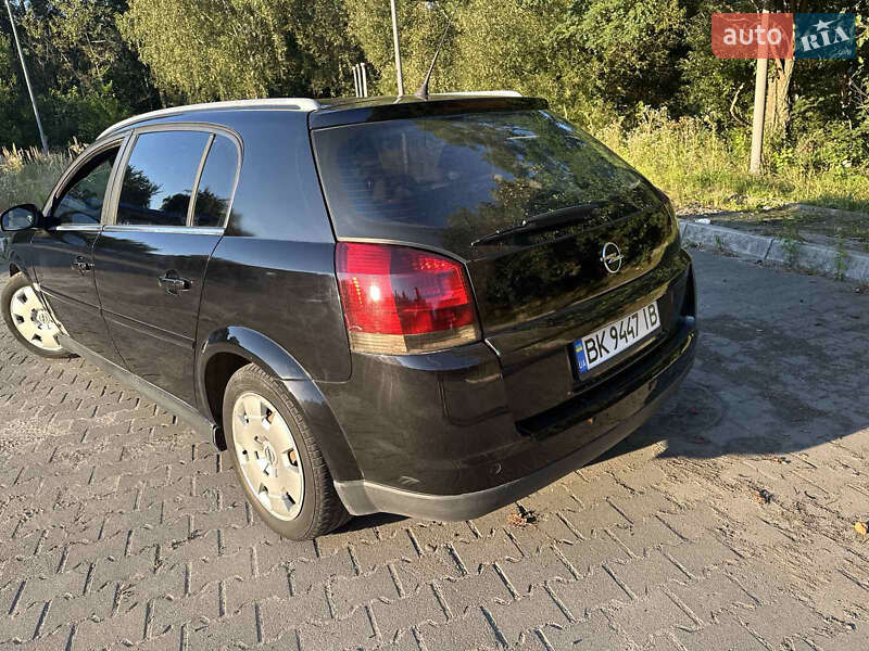 Хэтчбек Opel Signum 2003 в Славуте фото 2 Хэтчбек Opel Signum 2003 в Славуте
