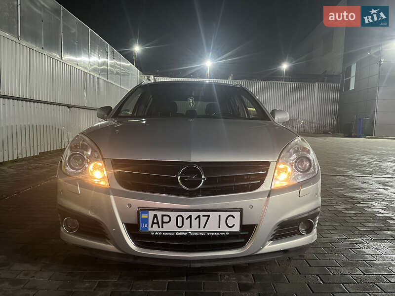 Хэтчбек Opel Signum 2006 в Запорожье