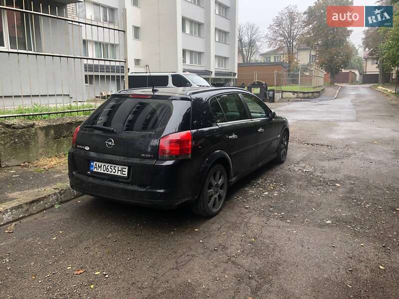Хетчбек Opel Signum 2008 в Львові