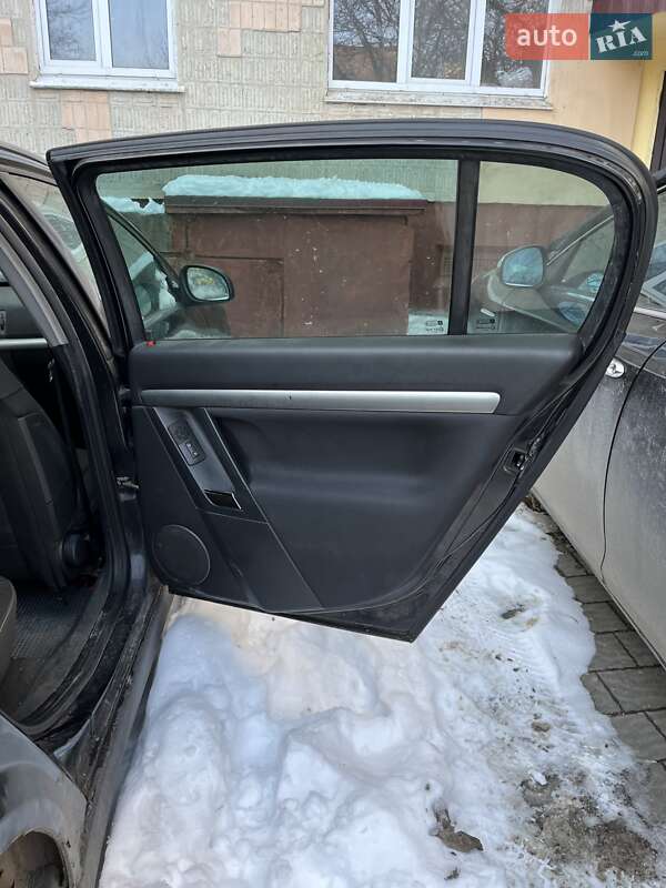 Хэтчбек Opel Signum 2005 в Тернополе фото 22 Хэтчбек Opel Signum 2005 в Тернополе