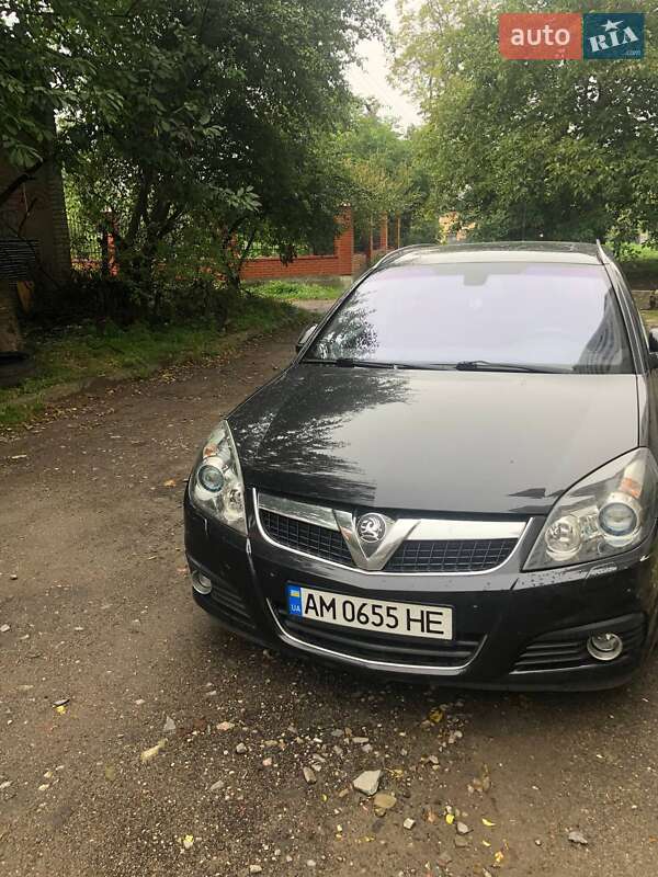 Хэтчбек Opel Signum 2008 в Львове