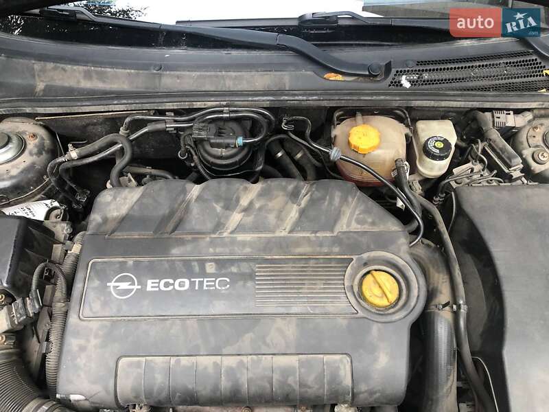 Хэтчбек Opel Signum 2008 в Львове